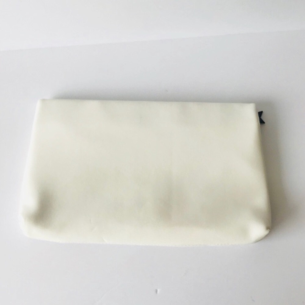 Dior White Clutch - Picture 4 of 7